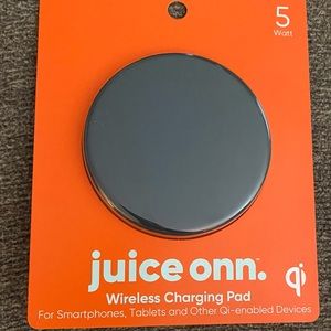 ‼️ BUNDLE Only‼️ Onn 5W Wireless Charging Pad, Black (New)